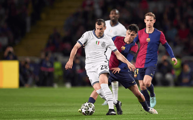 皇马大战前瞻：毕尔巴鄂竞技首发三大变阵，拉波特领衔加强后防线（皇马战前前瞻：毕尔巴鄂三处首发调整，拉波特压阵加固后防）