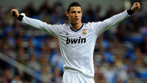 大罗：国王联赛为足球注入新的文化，会把小熊、拉菲都请来（大罗：国王联赛正为足球注入新文化，将邀请小熊和拉菲参与）