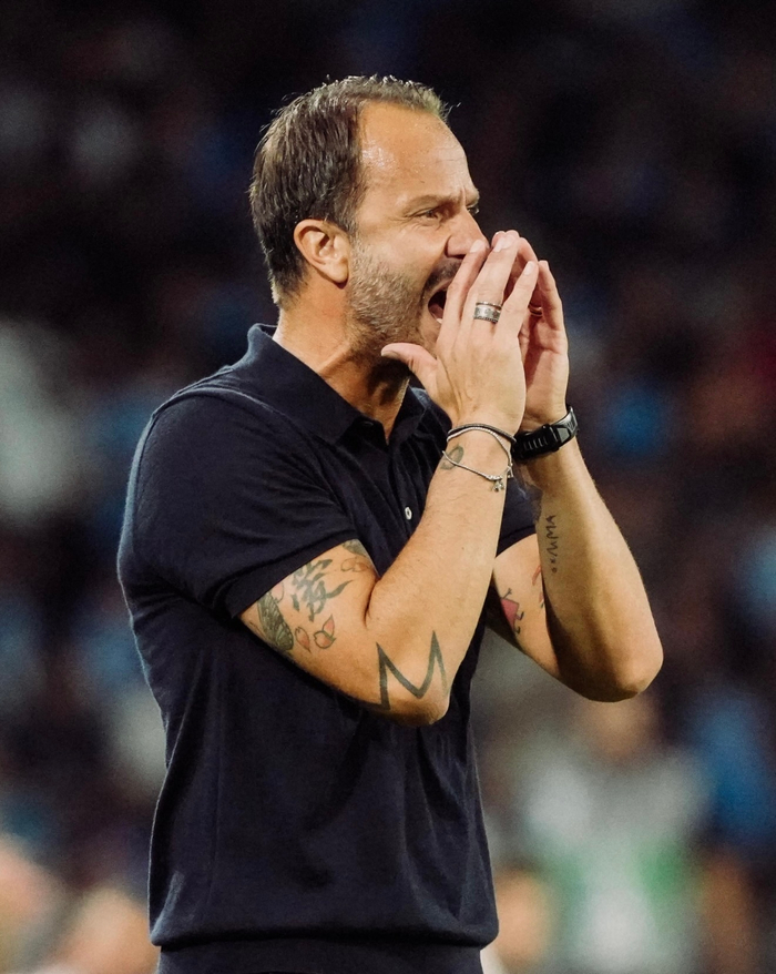 广东男篮防守稳固力克上海（广东男篮凭稳固防守击退上海）