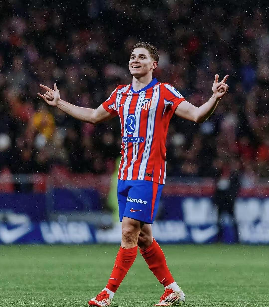 中足联公布俱乐部转让规定：双方不得存在与行业内逾期债务（中足联发布俱乐部转让新规：交易双方不得有行业内逾期债务）