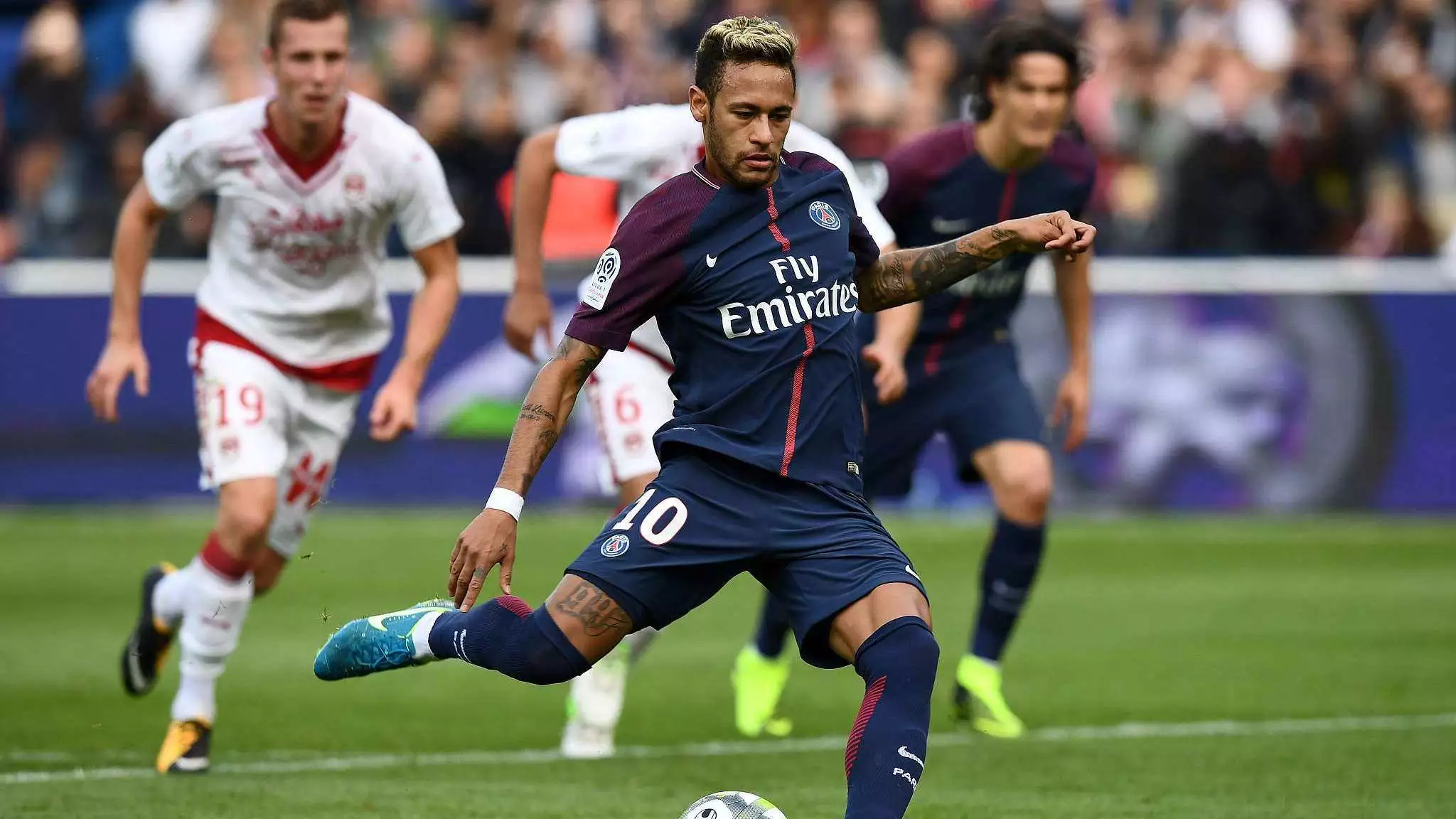 每体：巴萨对莱比锡边锋努萨感兴趣，球探负责人已到现场考察（每体：巴萨有意莱比锡边锋努萨，球探主管已亲赴现场考察）