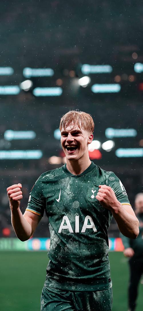 🔥梦回巅峰！哈登三分16中10轰赛季新高55分（💥三分雨倾盆！哈登外线16投10中狂飙赛季新高55分）