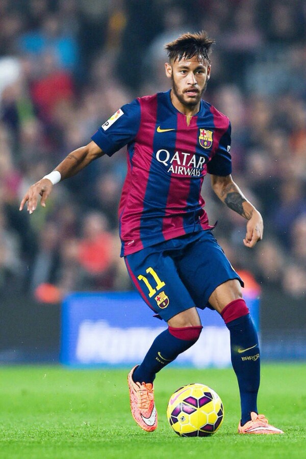 意甲爆笑剧场：绿黑小旋风VS紫百合魔法团，今晚谁家厨房不冒烟？（意甲欢乐夜：绿黑旋风战紫百合魔阵，今夜哪家锅先开？）