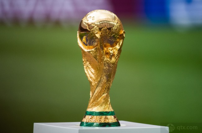 追梦：尼克·杨是勇士当年夺冠征程中的重要功臣（追梦盛赞尼克·杨：勇士夺冠之旅的关键功臣）