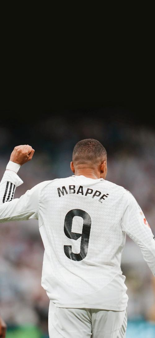 巴萨因对阵毕包时下半场延迟出场，被西足协纪律委员会警告（因对毕尔巴鄂竞技一战下半场出场延误，巴萨遭西班牙足协纪律委员会警告）